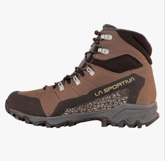 La Sportiva Mens Nucleo High II GTX Hiking Boot
