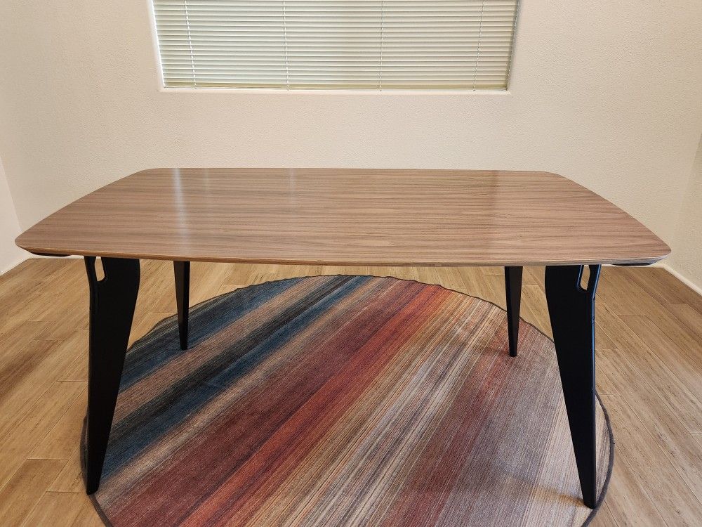 HOEK Table in Walnut & Black w/ Extra Table Top - INNOVATIVE SPACE SAVING & FLAT PACK CAPABLE TABLE