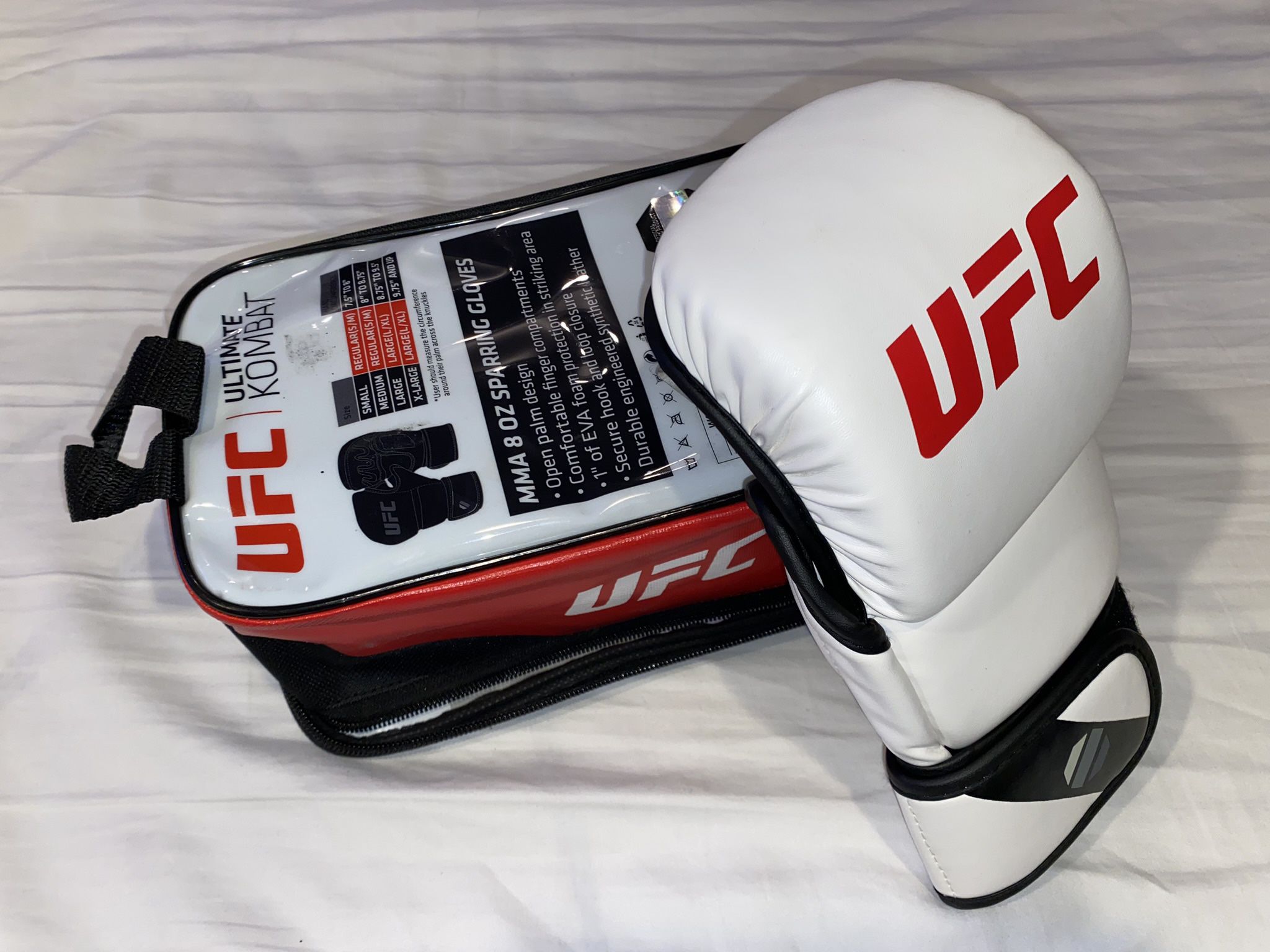 UFC Sparring Gloves 8oz (White)