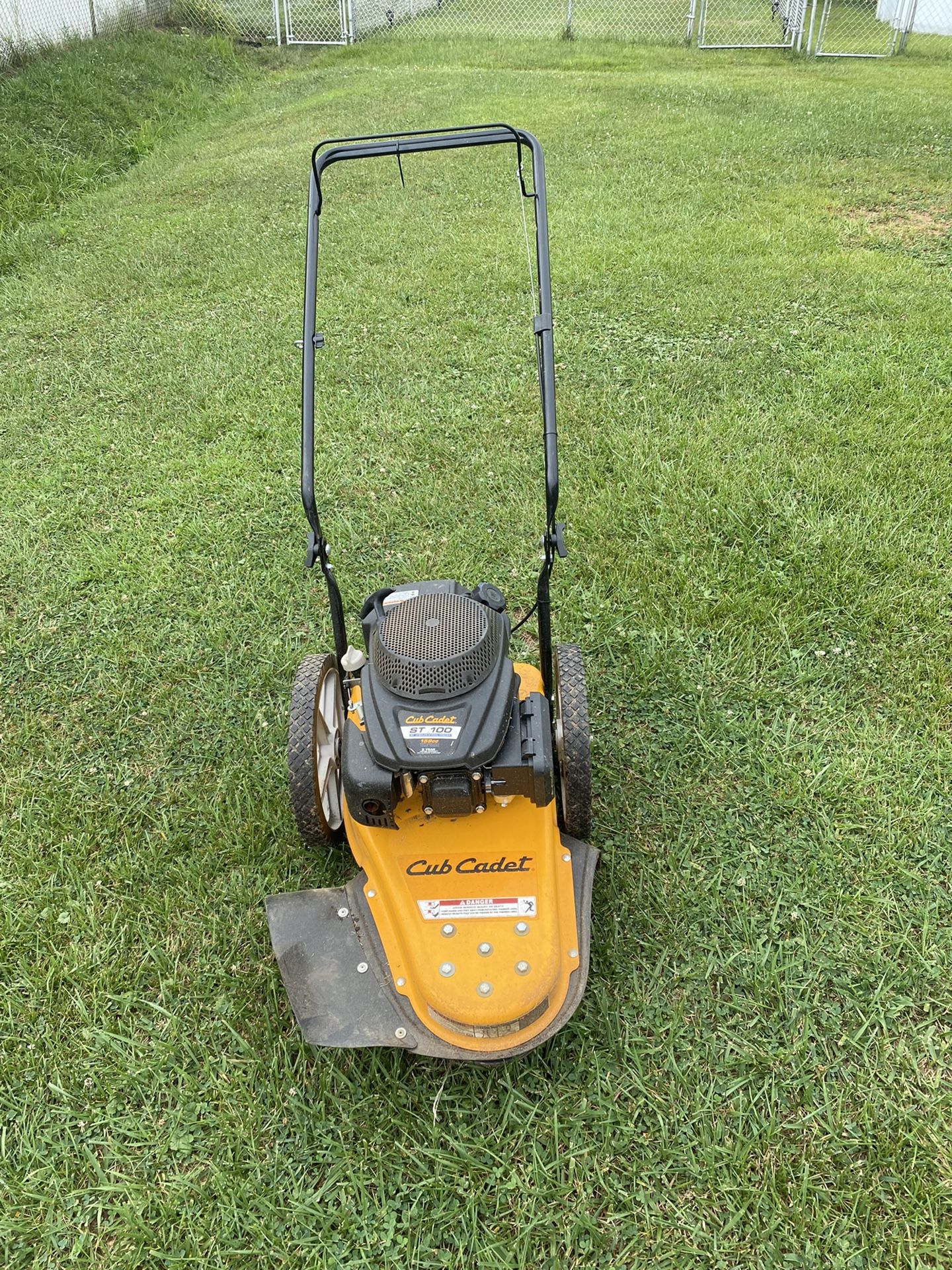 Cub Cadet St 100