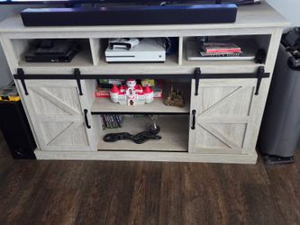 Tv stand