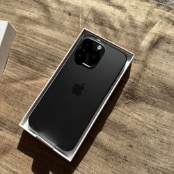 Iphone 14 Pro Max 256GB Brand New. 