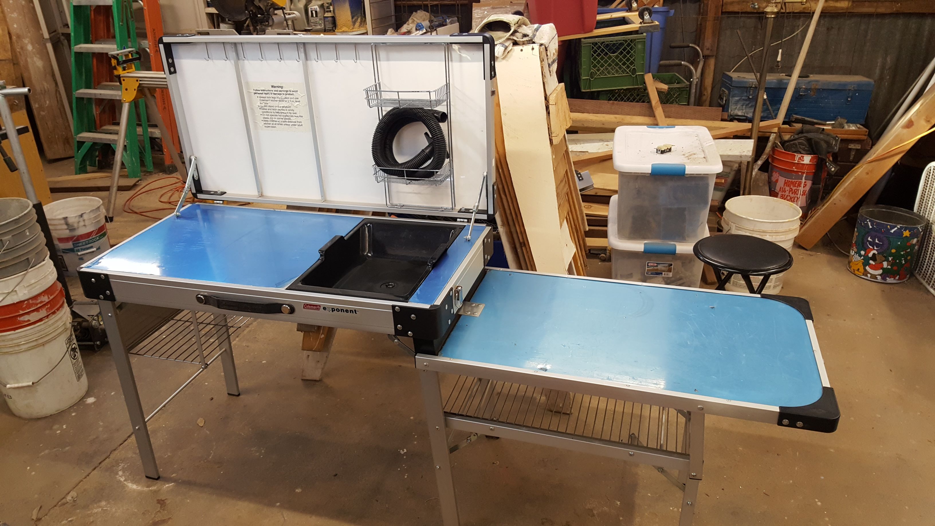 Coleman Exponent Camp Kitchen