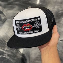 White And Black Chomper Hollywood Ch Mesh Snapback 