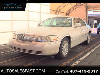 2004 Lincoln Town Car