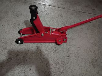 Red Hydraulic Floor Jack