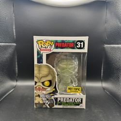 Funko Pop Movies - Predator #31 Hot Topic Exclusive -Clear - NEW IN PACKAGE