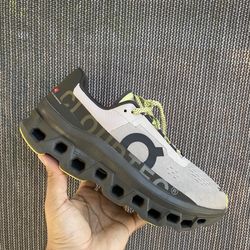 On Running Cloudmonster 'Fossil Magnet