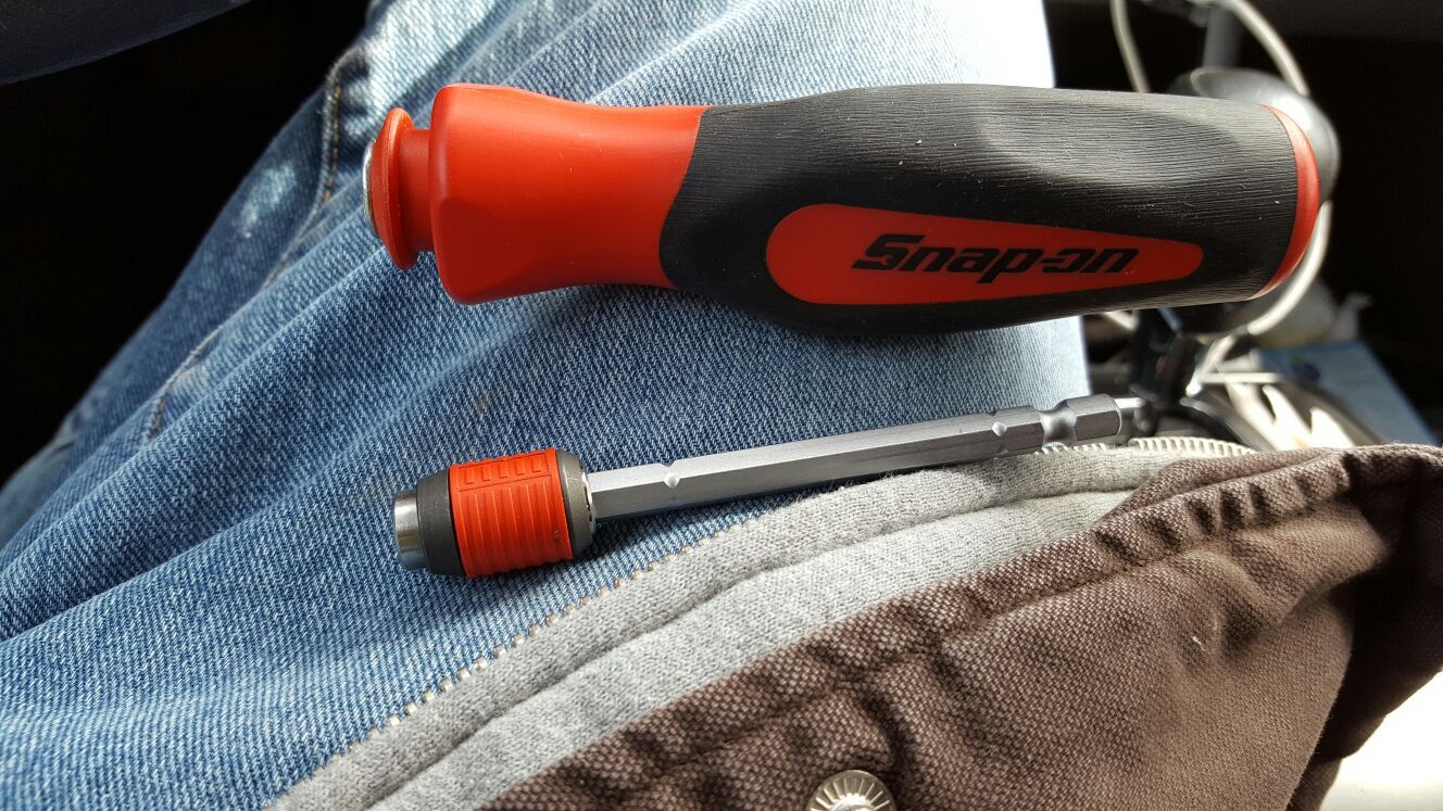 Snap on screwdriver