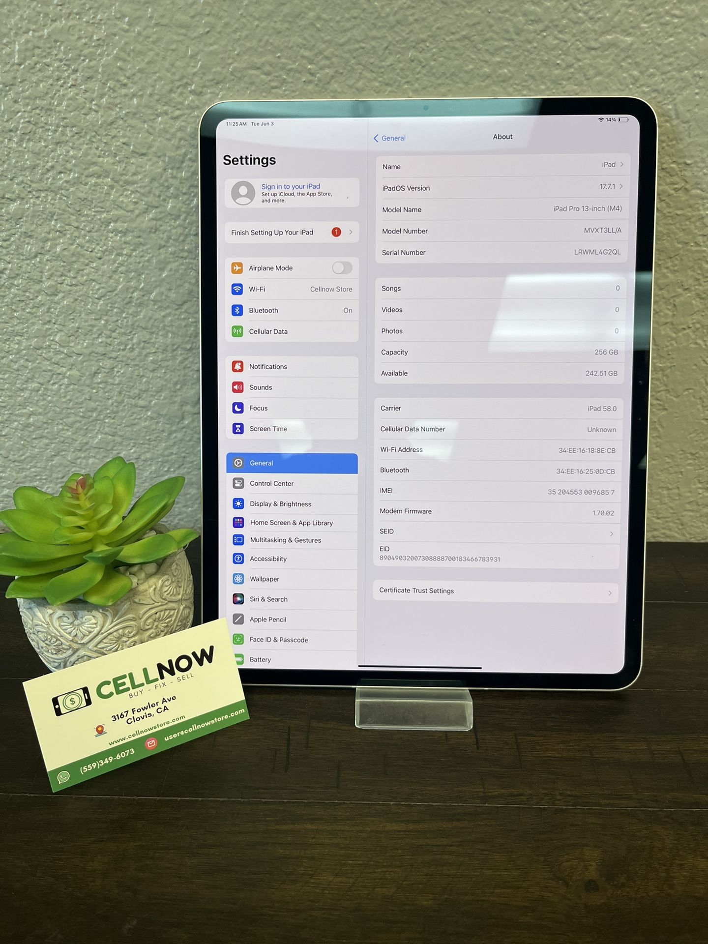 iPad Pro 13” M4 Unlocked 256GB Black