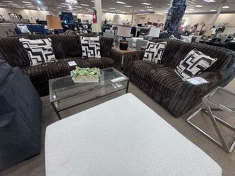 Furniture & Mattress Discounter