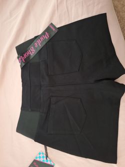 M black new shorts