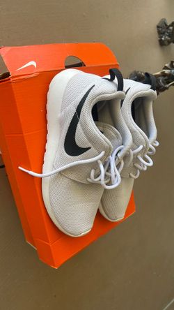 Nike women’s size 6