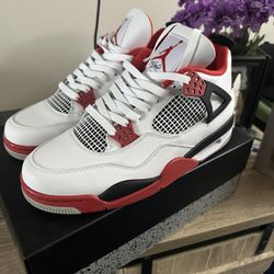 Jordan Retro 4