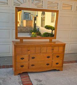 Vintage Solid Wood Dresser W/8 Drawers and Mirror Pre-owned Good Condition, Please Read The Description.