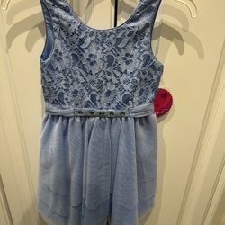 Girl’s dress Periwinkle Blue With Lace. Size 8 NWT