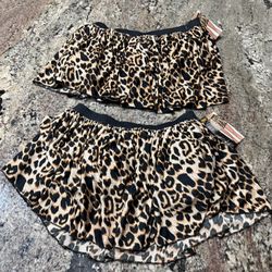 NEW Leopard Mini Skirt With Tulle  Adult Women’s  Size Medium/Large 8–10  two available $12 each or both for $20 Halloween 