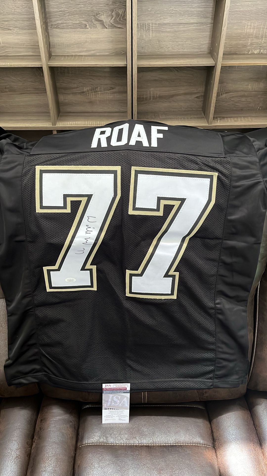 Signed Willie Roaf Jersey