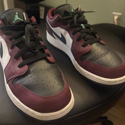 Nike air jordan 1 - Size 6.5Y / Womens 8