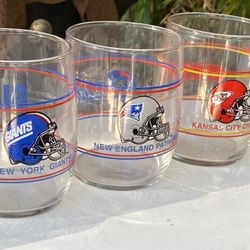 NFL VINTAGE DRINKING GLASSES ⭐️⭐️🍺