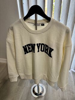 Elle Sport Women’s White Sweatshirt! Size Medium