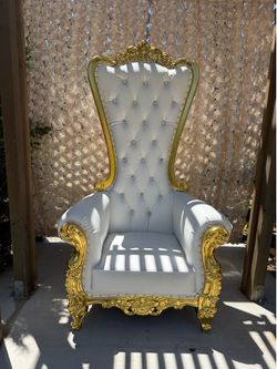 Throne Chair