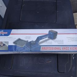 Marshalltown Pro Knee Kicker 