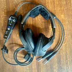 Bose A20 Aviation Headset With Bluetooth 