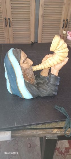 SHOFAR SCULPTURE 11X8X10 B. ROZNER 1970 182/750 $150obo.