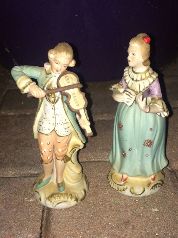 Maruri (Japan) Porcelain Statue Set 6"