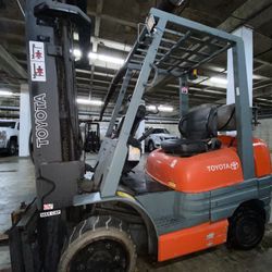 7000 Lb TOYOTA forklift For Sale 