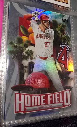 2026 Topps Mike Trout Homefield Advantage card (HA-40)