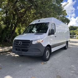 2023 MERCEDES-BENZ SPRINTER 2500 CARGO 