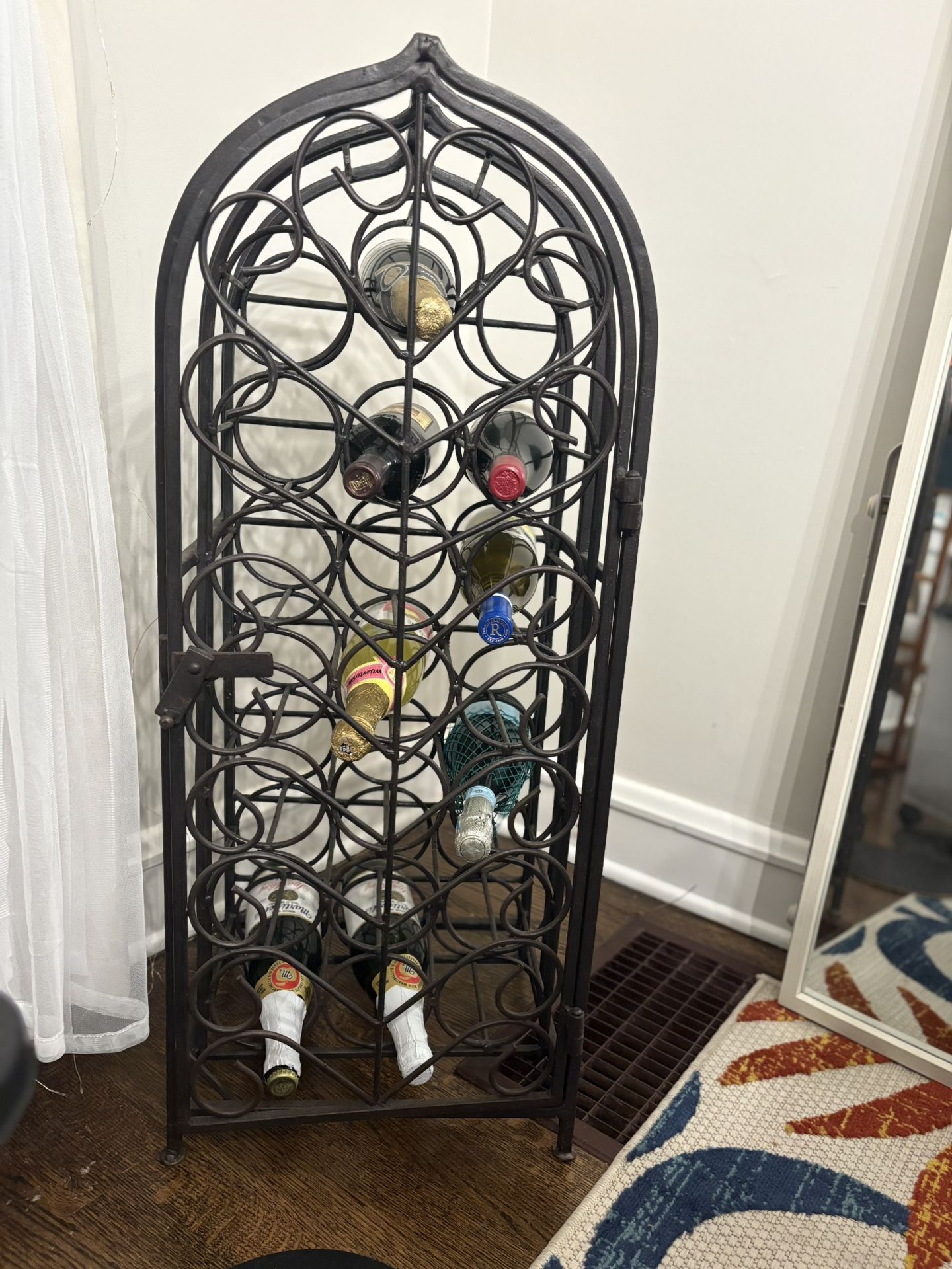 Metal Arched Free Standing Wine rack