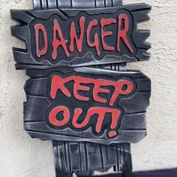 Halloween Yard Stake Danger Keep Out Sign 