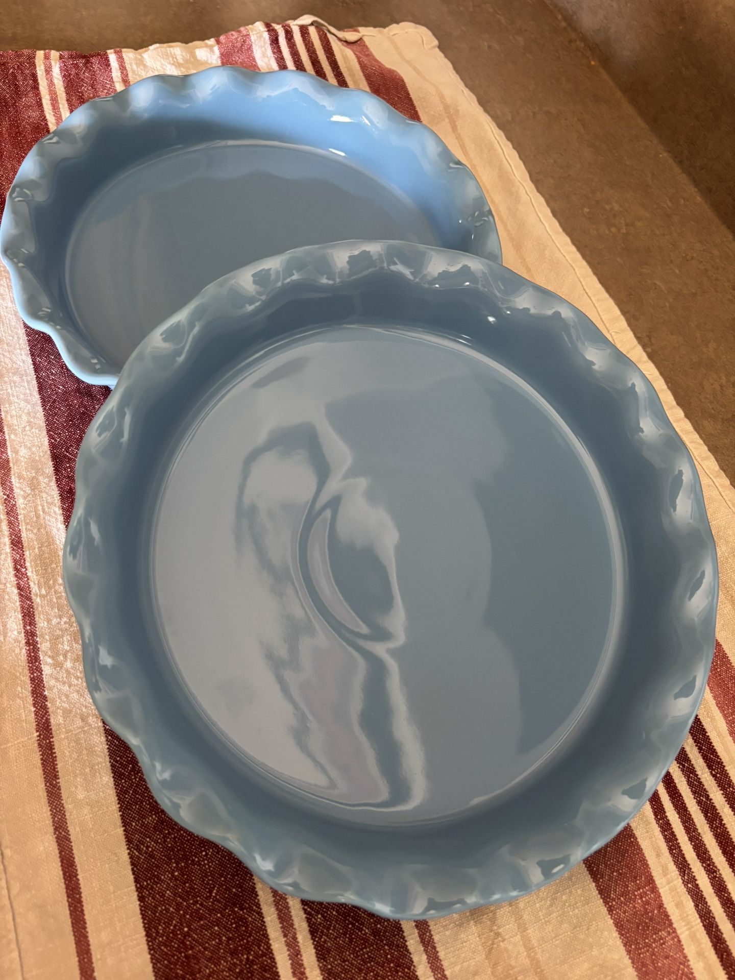 DUS Pie/cake Baking Dishes (2)