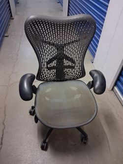 Herman Miller mirra $ 150