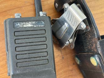 Vintage Motorola MT-500 Walkie-Talkie Talkie