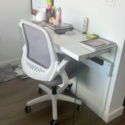 White Entry Table Or Desk 