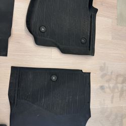 Ford Expedition Rugs