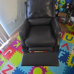 Leather 360 Recliner 