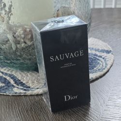 Sauvage Mens  Cologne Brand New 