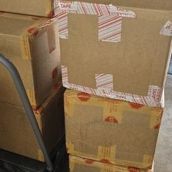 High Quality Boxes. $3 A Pcs. 100 Available. Retails For $6 Each