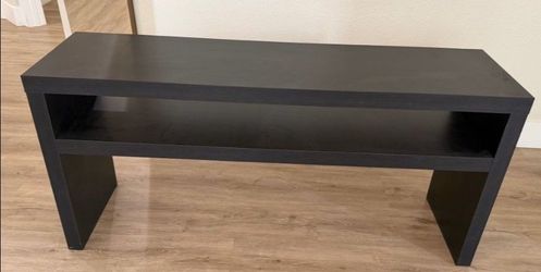 TV CONSOLE