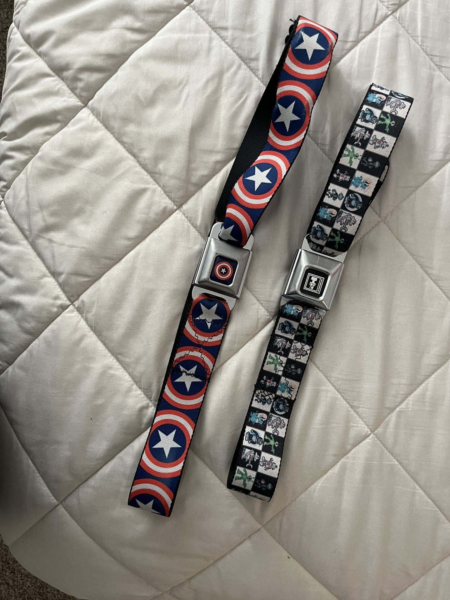 BELT-BUCKLE BELTS