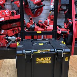 Dewalt Rolling Tool Box