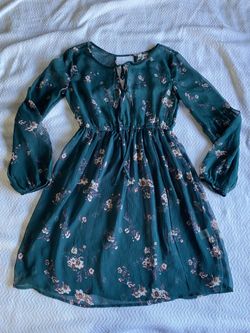 Women’s short green floral dress size S
