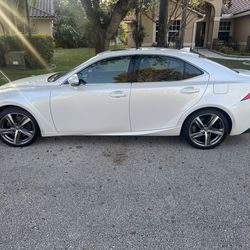 LEXUS IS 300 14,800 miles !!