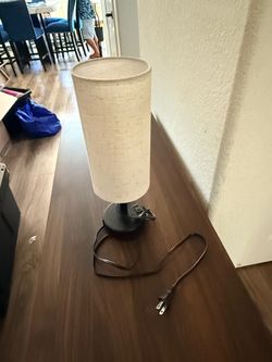 Cylindrical Shade Table Lamp
