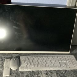 LG SMART MONITOR WITH WIRELESS KEYBOARD AND MOUSE 